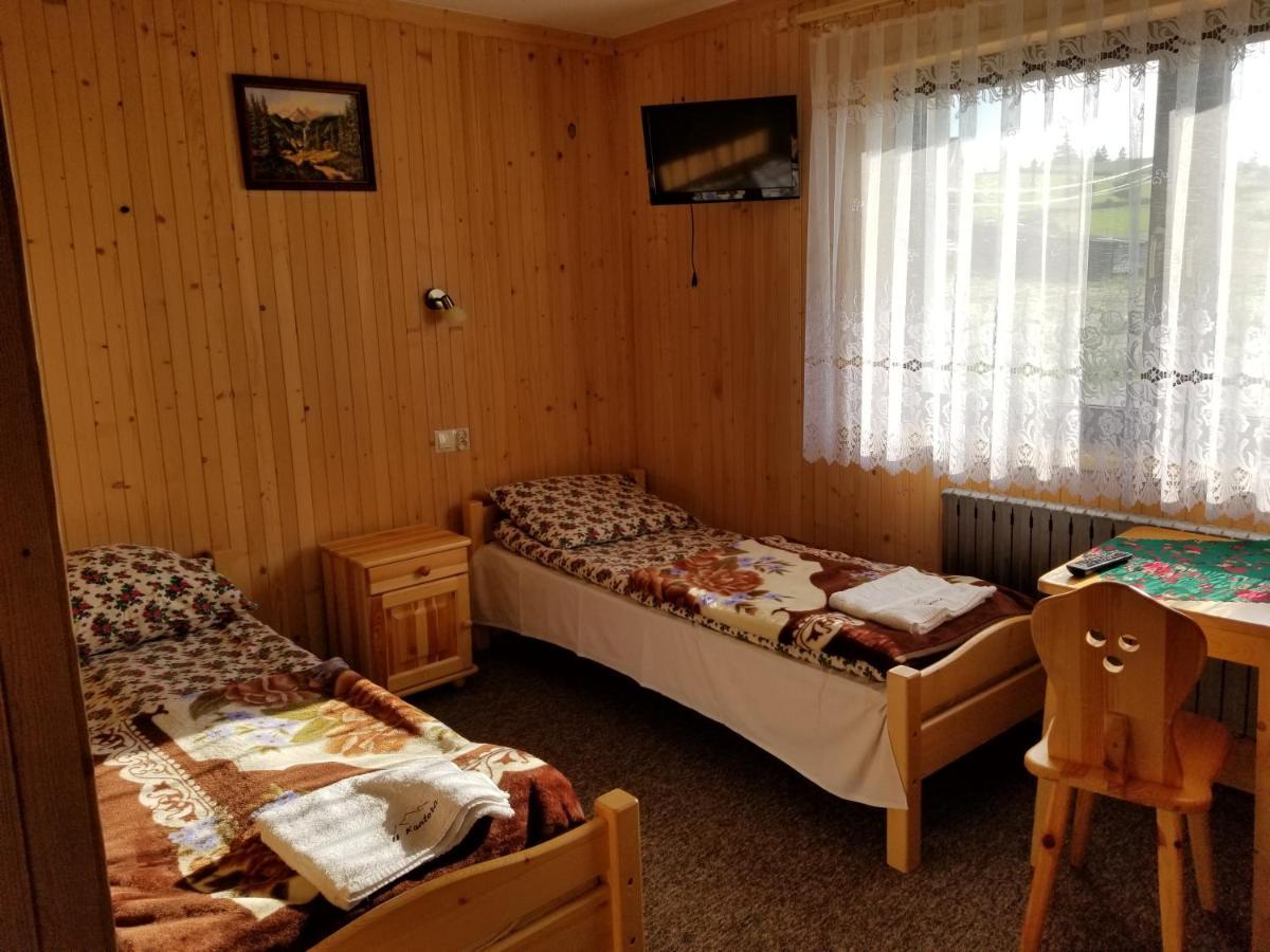 Pokoje Goscinne U Kantora Буковина-Татшаньска Экстерьер фото