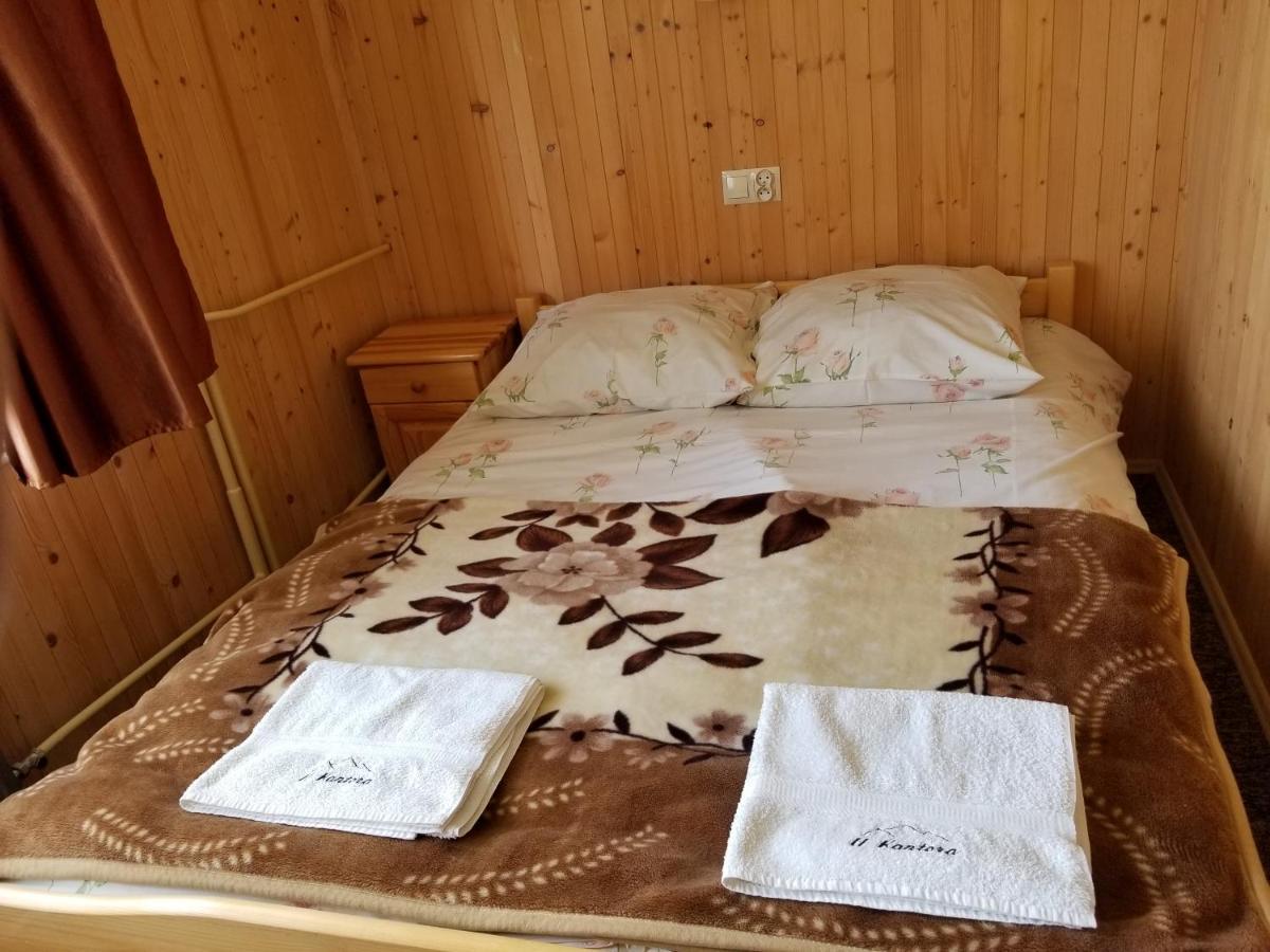 Pokoje Goscinne U Kantora Буковина-Татшаньска Экстерьер фото